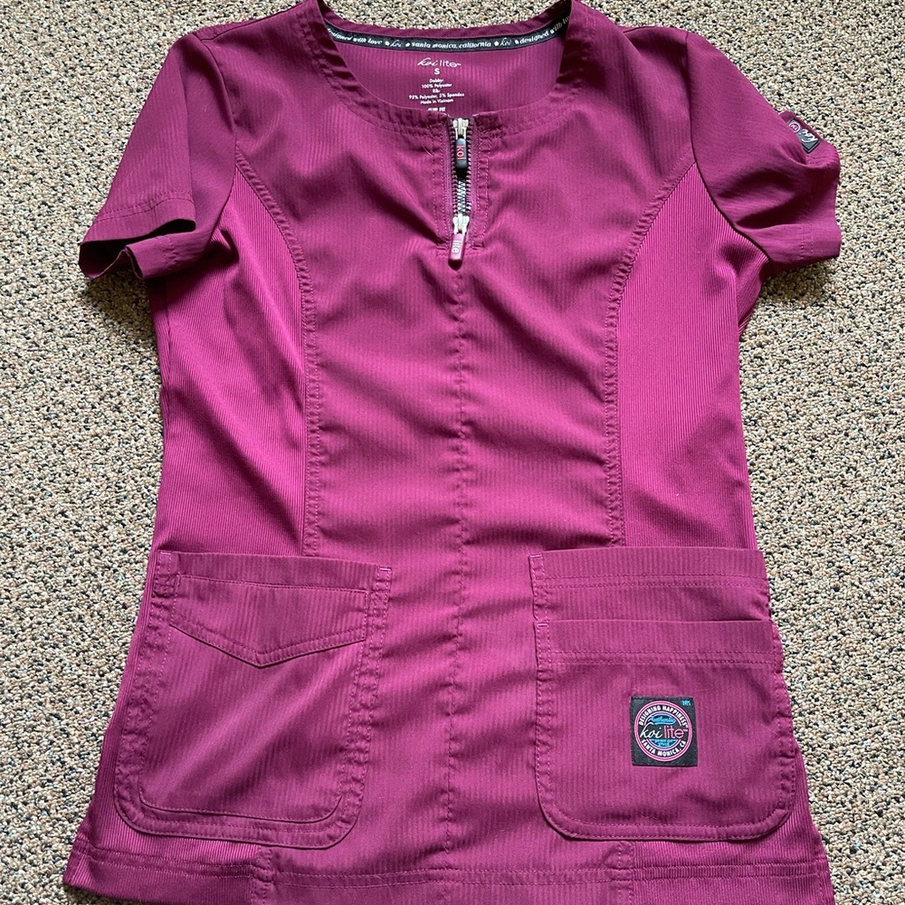 Koi scrub set